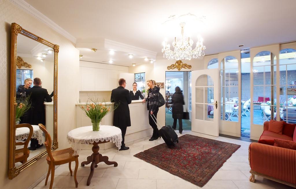 Hotel Mozart Роршах Екстер'єр фото
