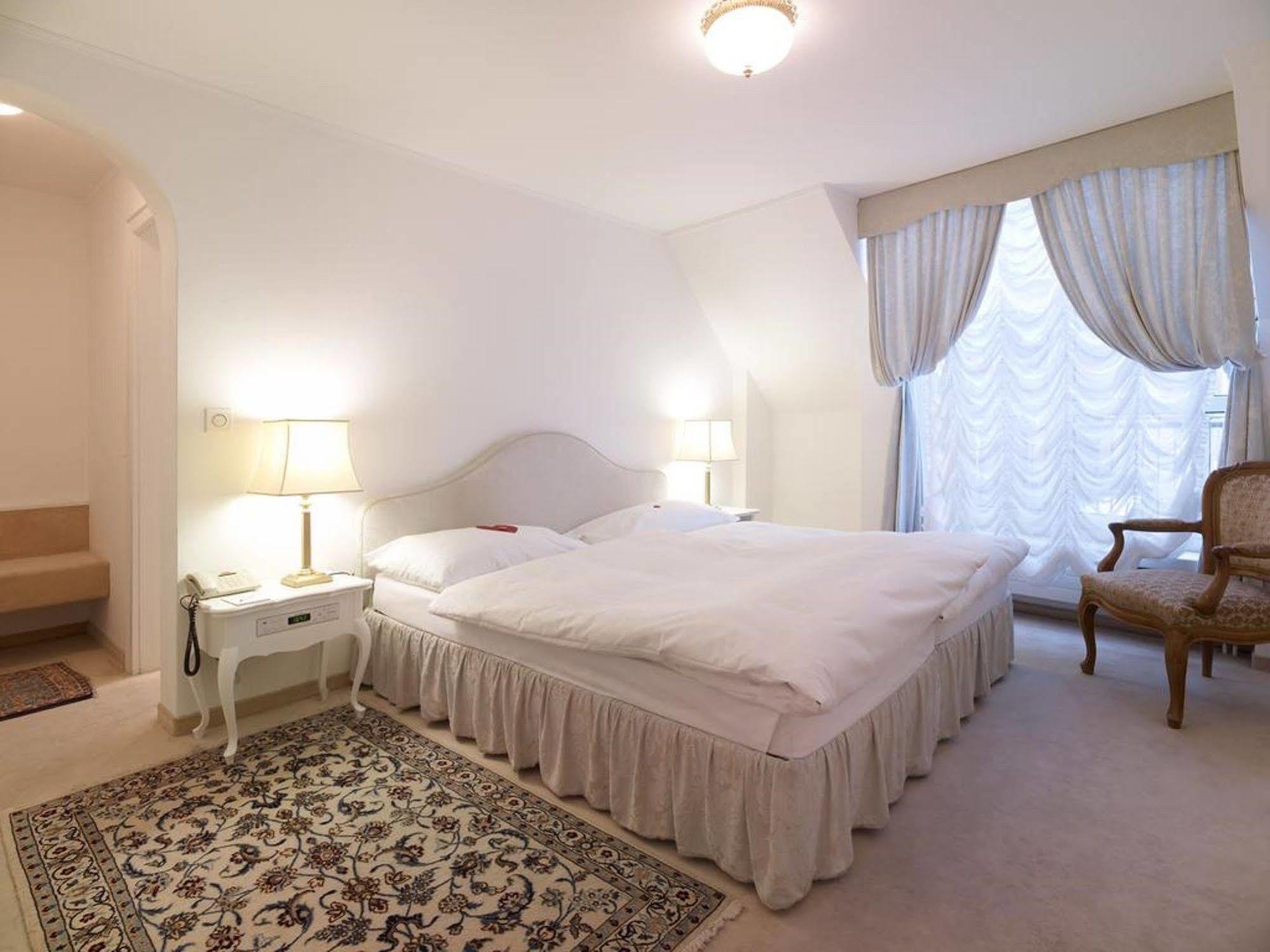 Hotel Mozart Роршах Екстер'єр фото